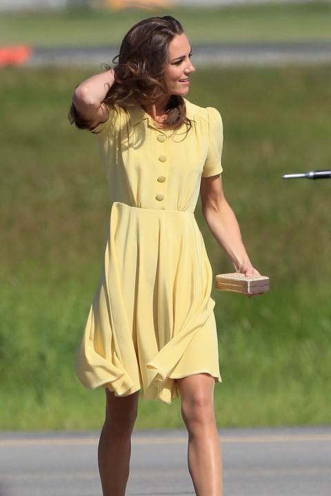 Kate Middleton Yellow Dress Blows in the Wind Pictures - JUOT - Joe's ...